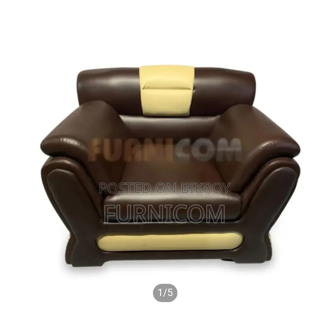 Round Wedge Luxury Armchair