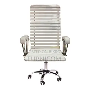 Curvylinear Wooden Boss Chair FCWC 8