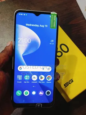 Realme V30 128 GB Gold