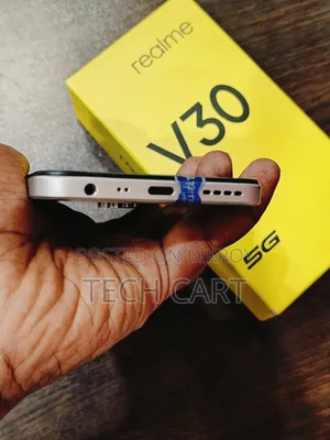 Realme V30 128 GB Gold