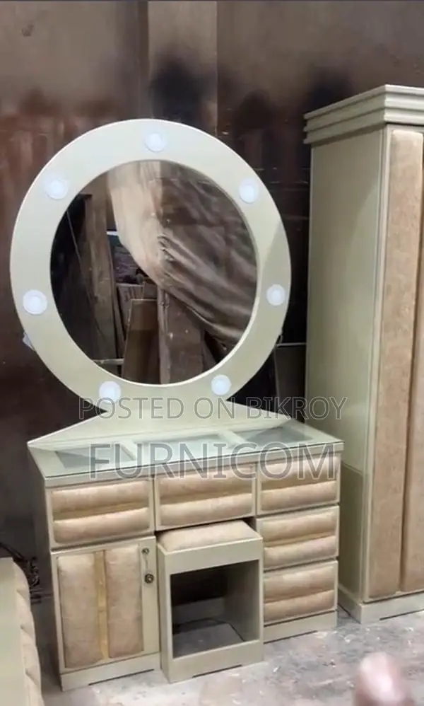 Dressing Table With Dressing Stool