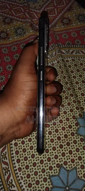 ভিভো ওয়াই২১ ১২৮ জিবি কালো