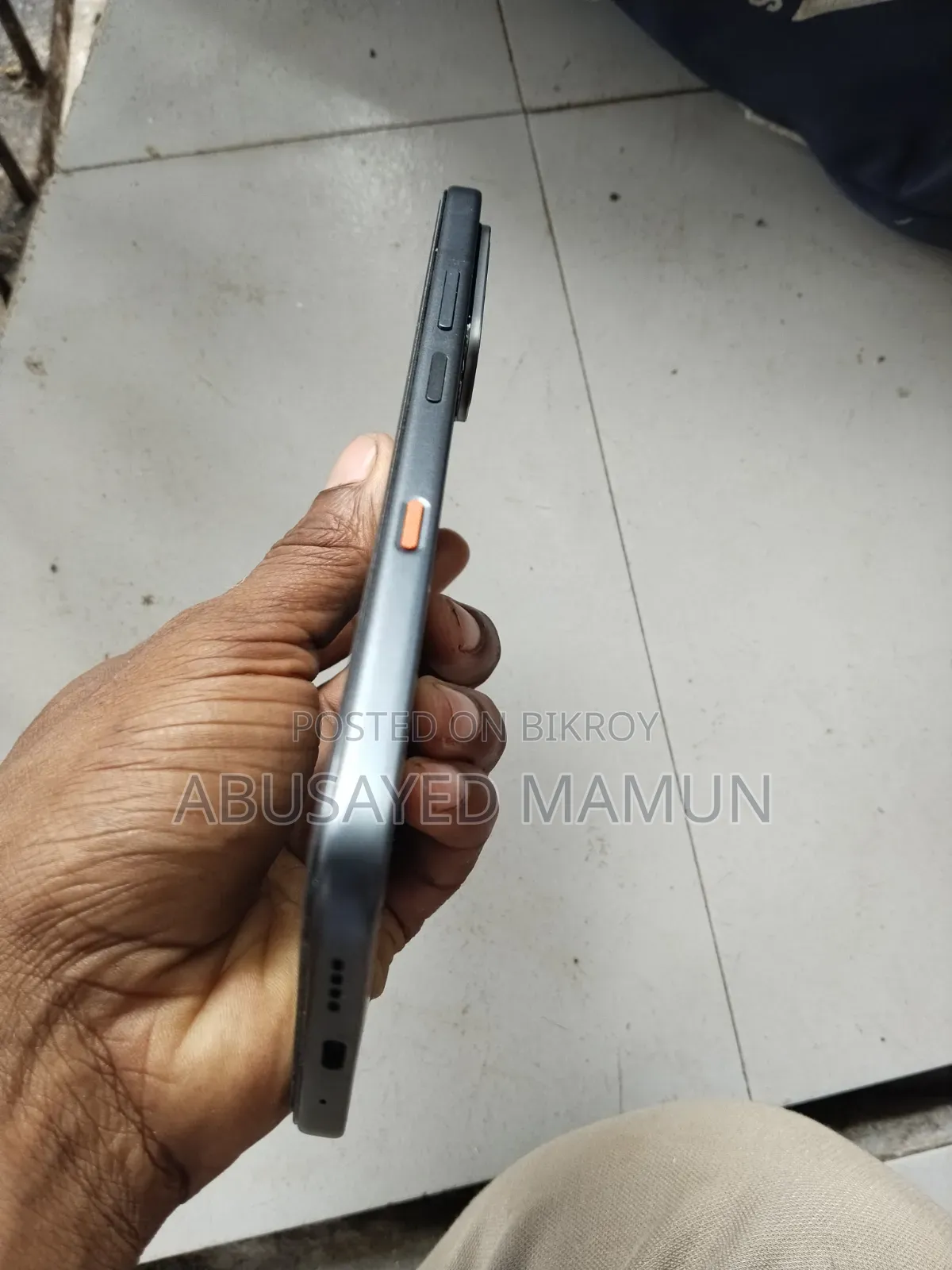 New Infinix Hot 70 128 GB Black