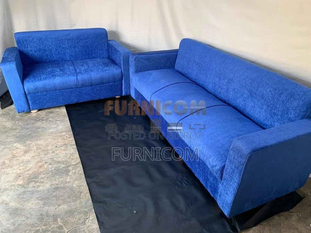 Velvet Sofa Set for Living Room/ Home & Office Sofa (3+2)