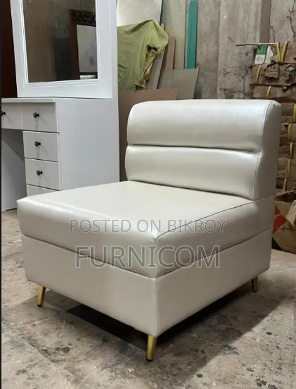 Couch/ Single Seater Sofa/ Furnicom 1 Seater Sofa