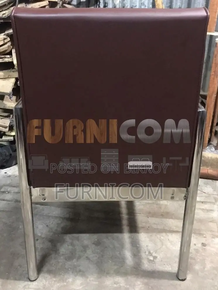 Straight-Backed Visitor Chair (FCVC 1)