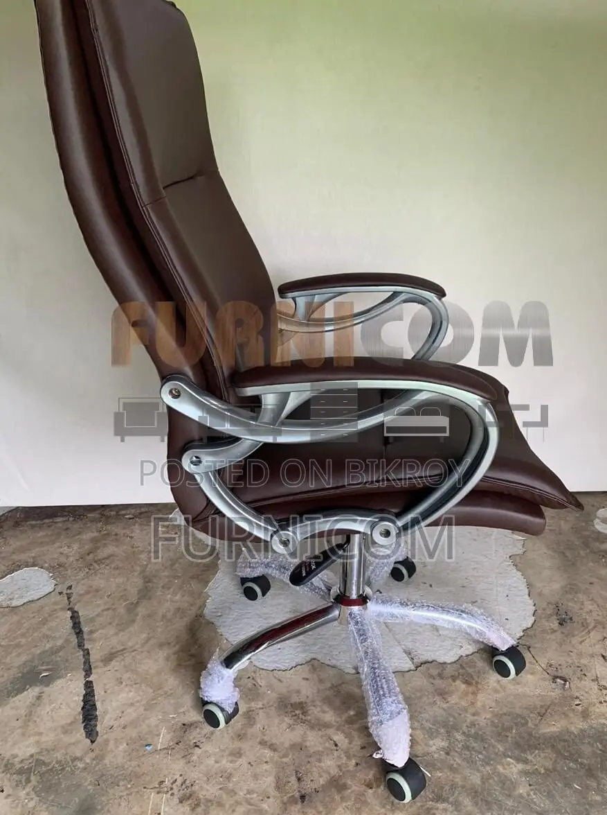 Swivel Boss Chair FCBC 12