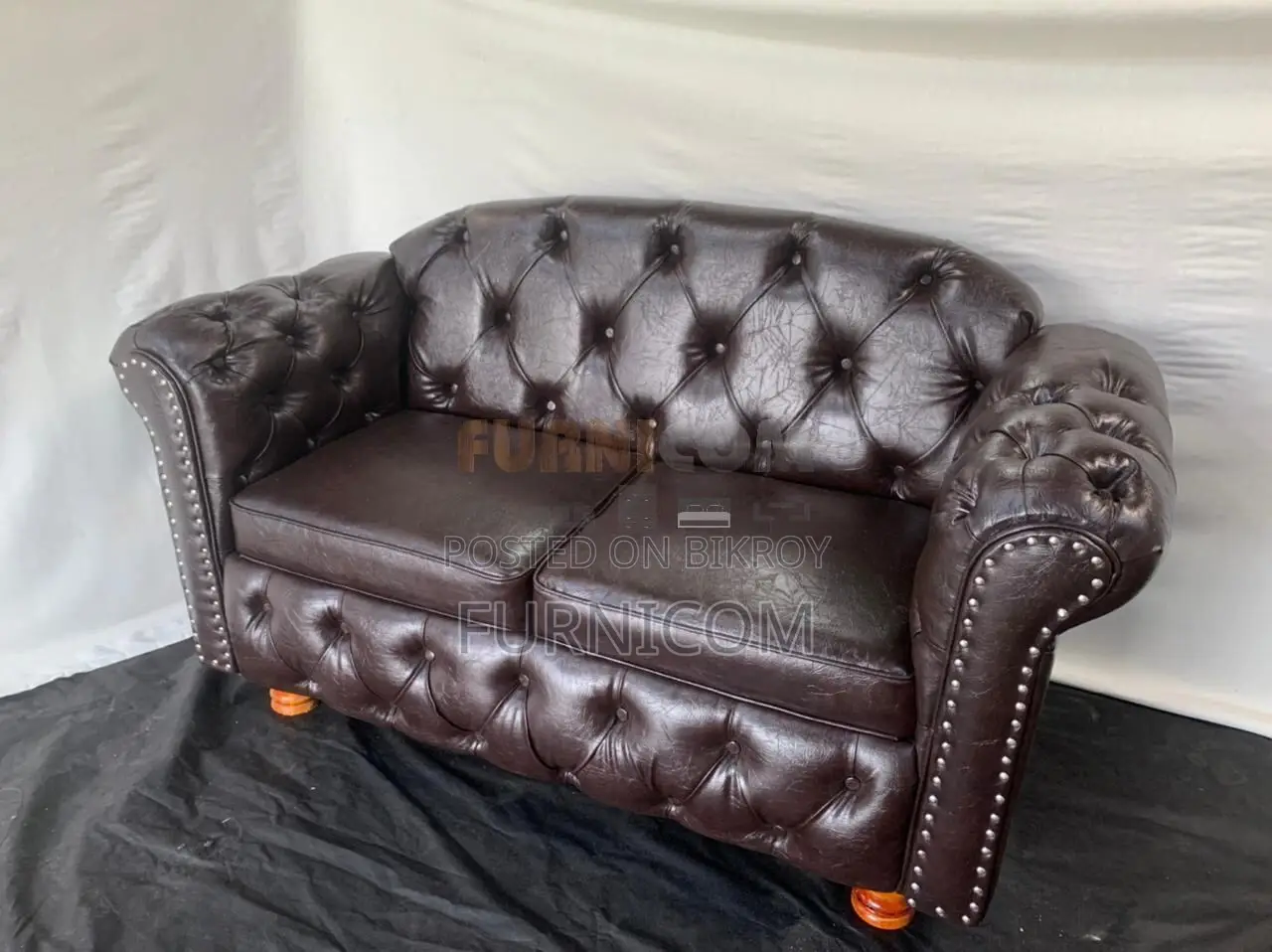 Premium Chesterfield Sofa (2 seater)