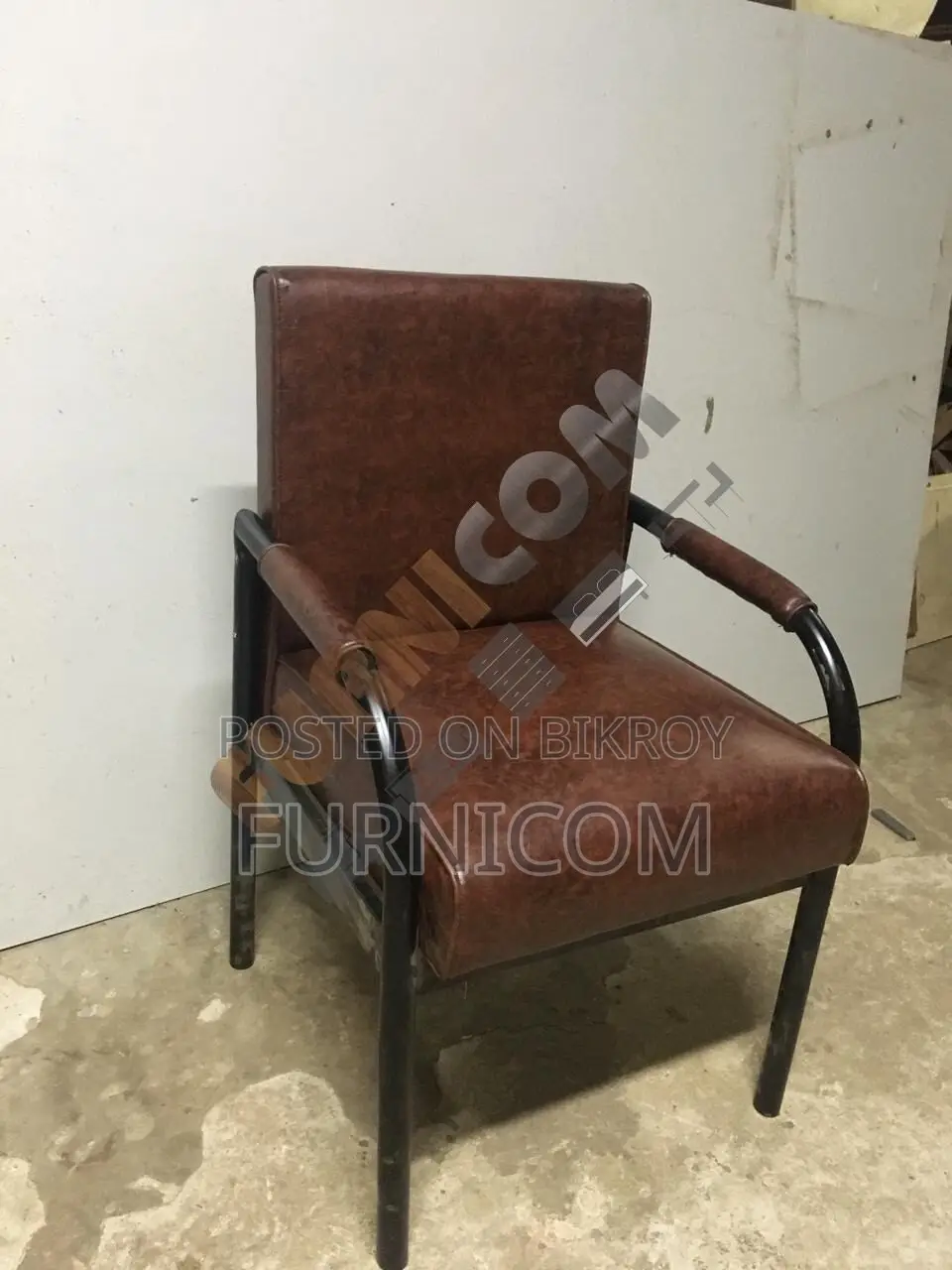 Straight-Backed Visitor Chair (FCVC 2)