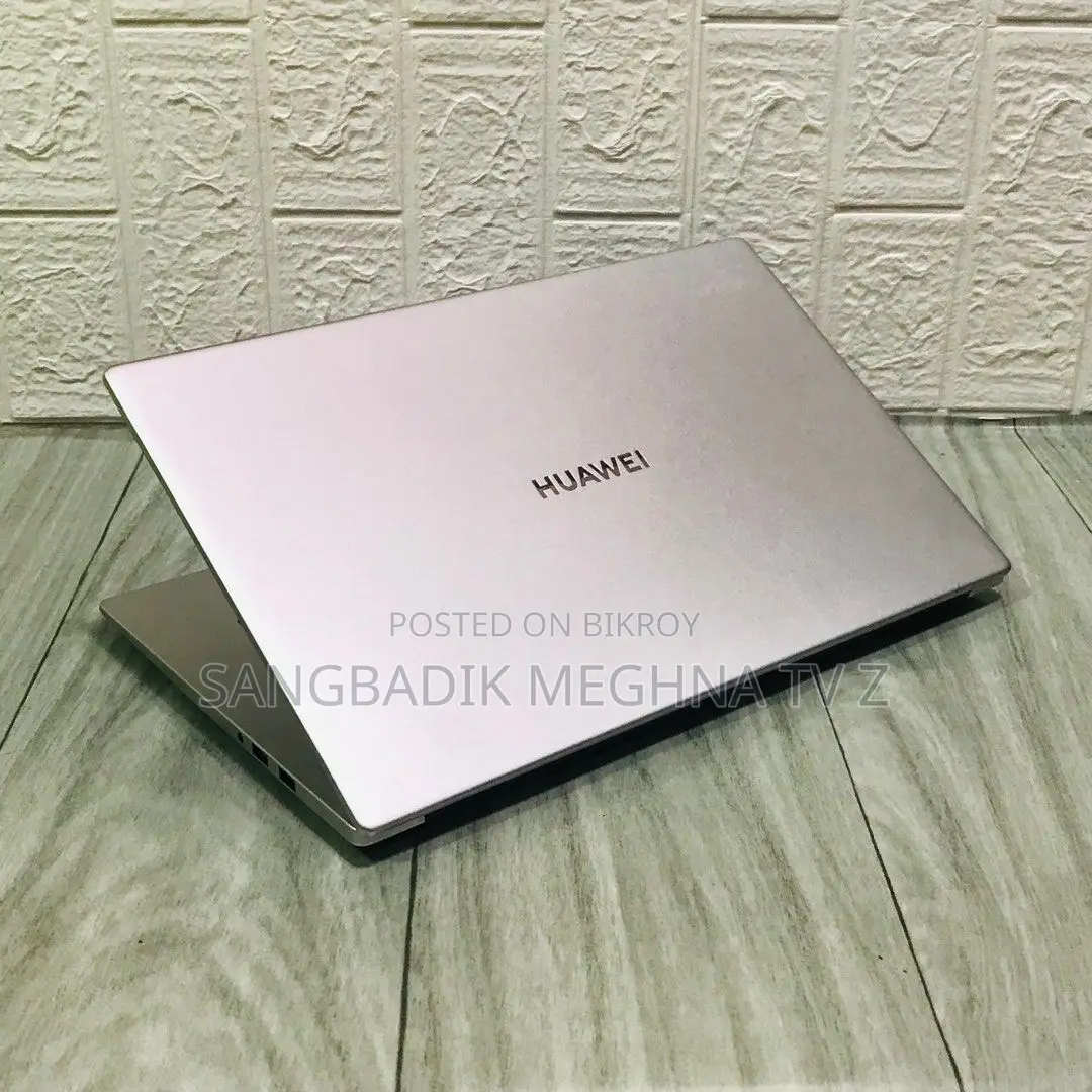 Laptop Huawei 4GB Intel SSD 500GB