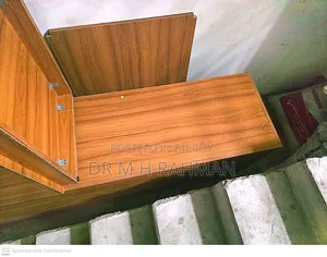 অফিস টেবিল চেয়ার