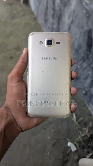 Samsung Galaxy J7 32 GB Gold