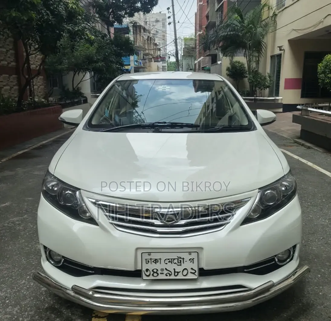 টয়োটা এলিওন ২০১৪ পার্ল