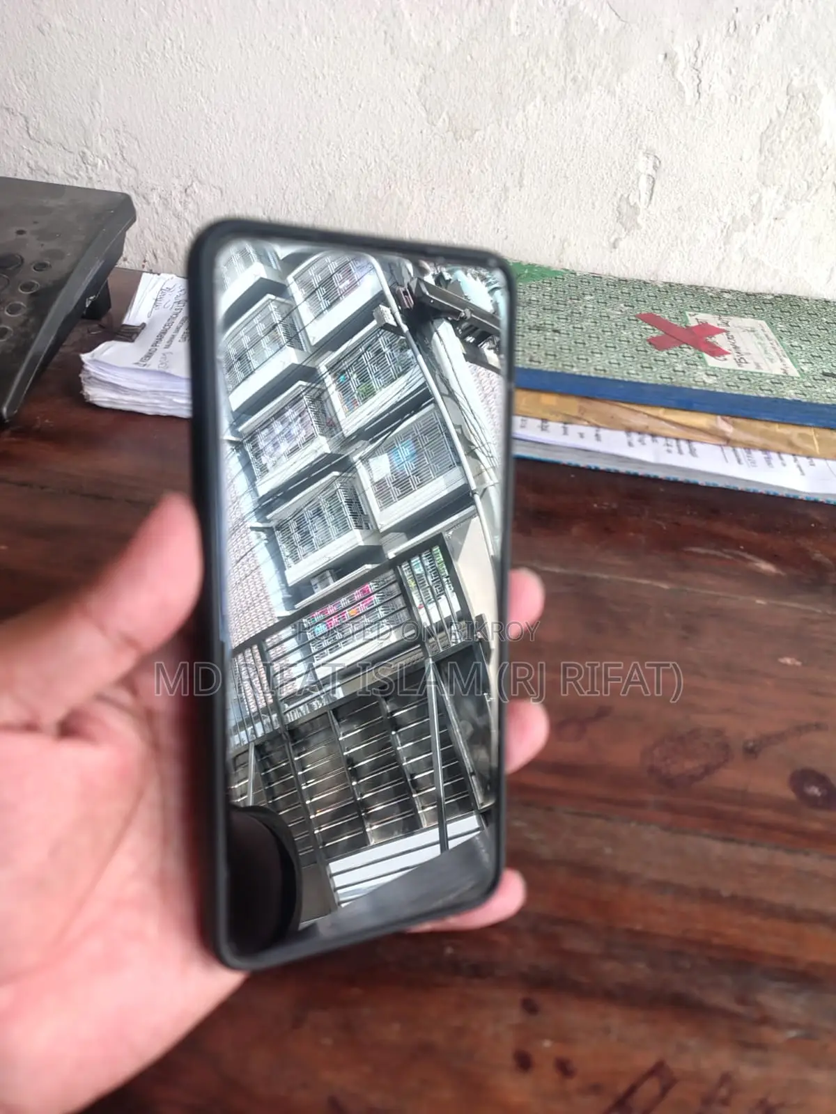 Realme 128 GB Gold