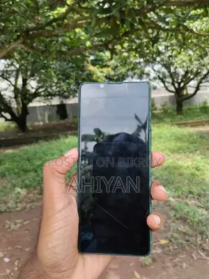 সনি এক্সপেরিয়া ৫ ৩য় প্রজন্ম ১২৮ জিবি ব্লু