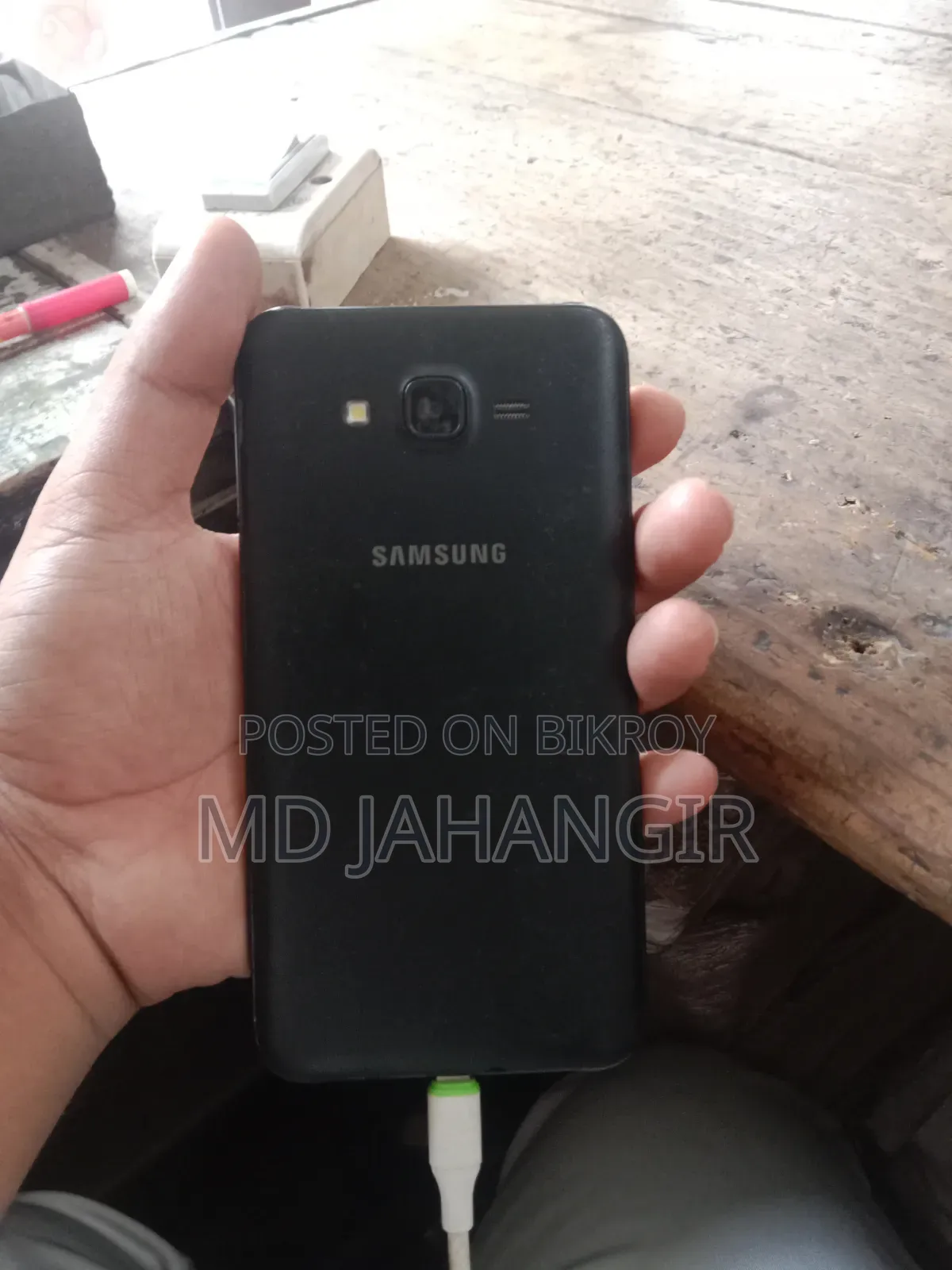 Samsung Galaxy J7 Neo 16 GB Black