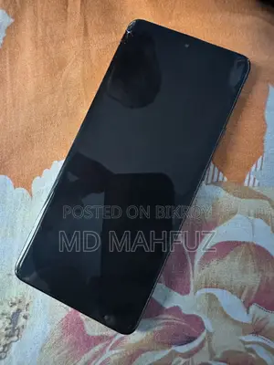 Realme 11 Pro+ ২৫৬ জিবি সাদা