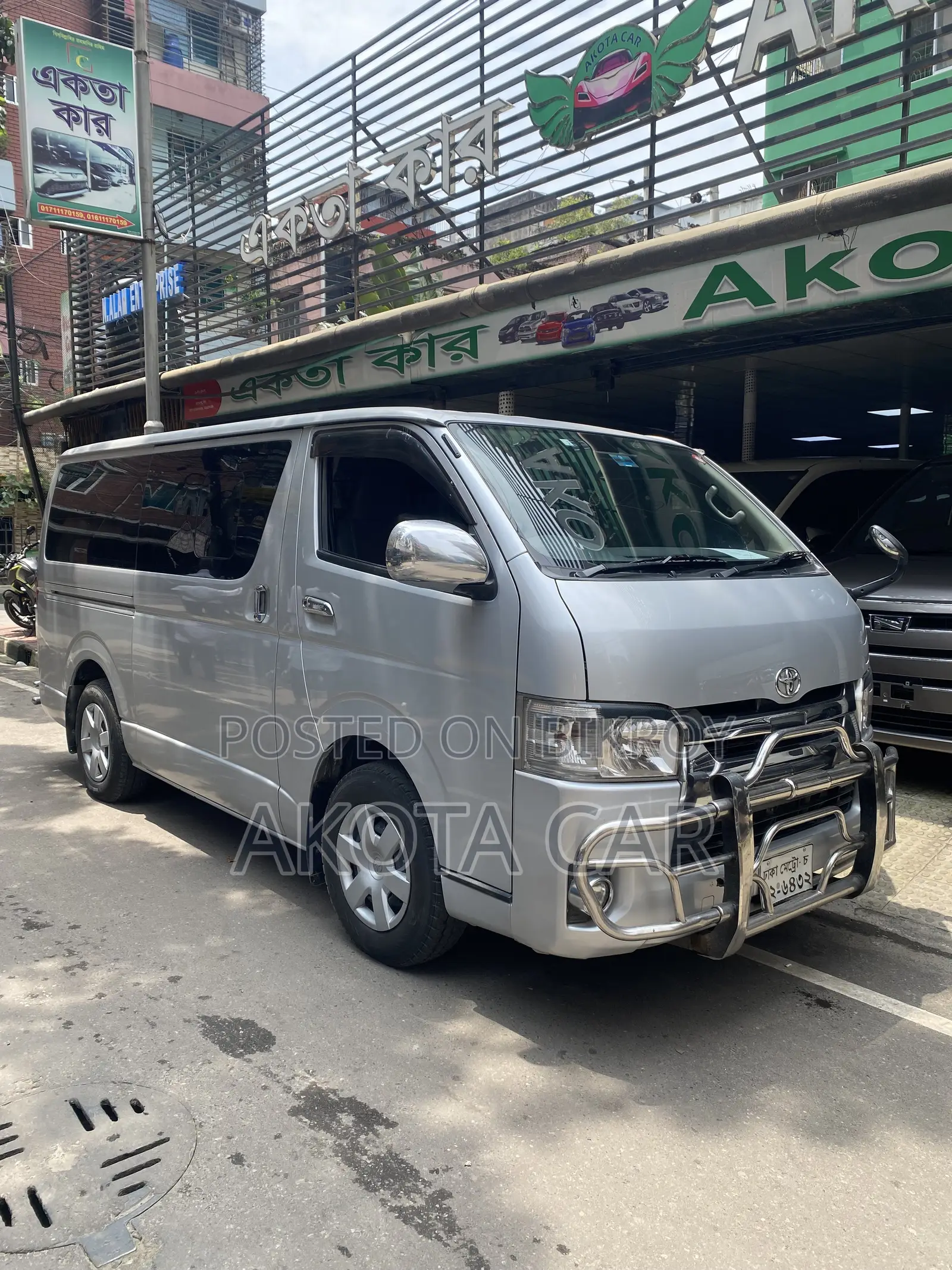 Toyota HiAce 2019 Silver