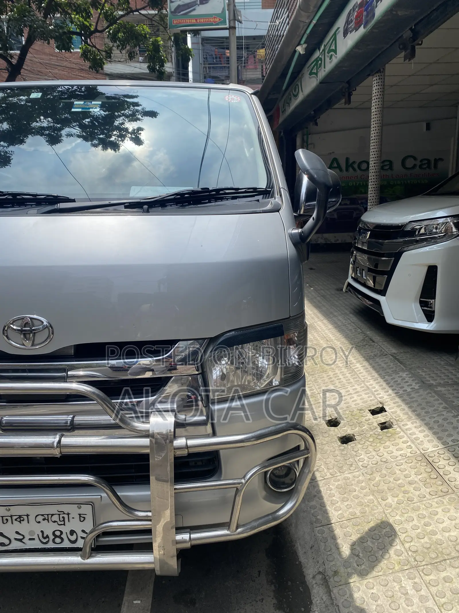 Toyota HiAce 2019 Silver