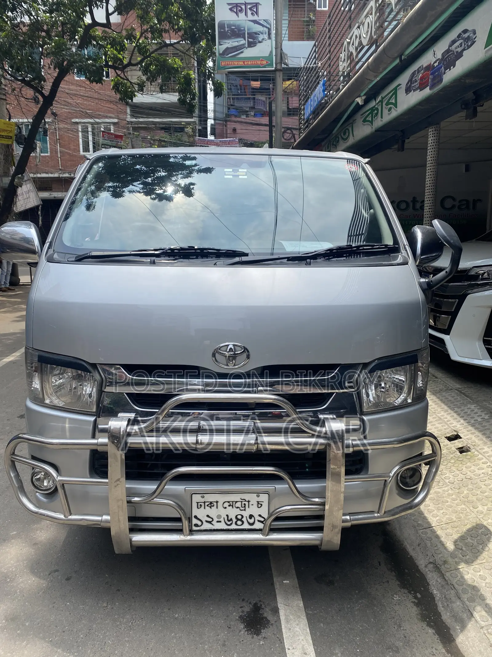 Toyota HiAce 2019 Silver