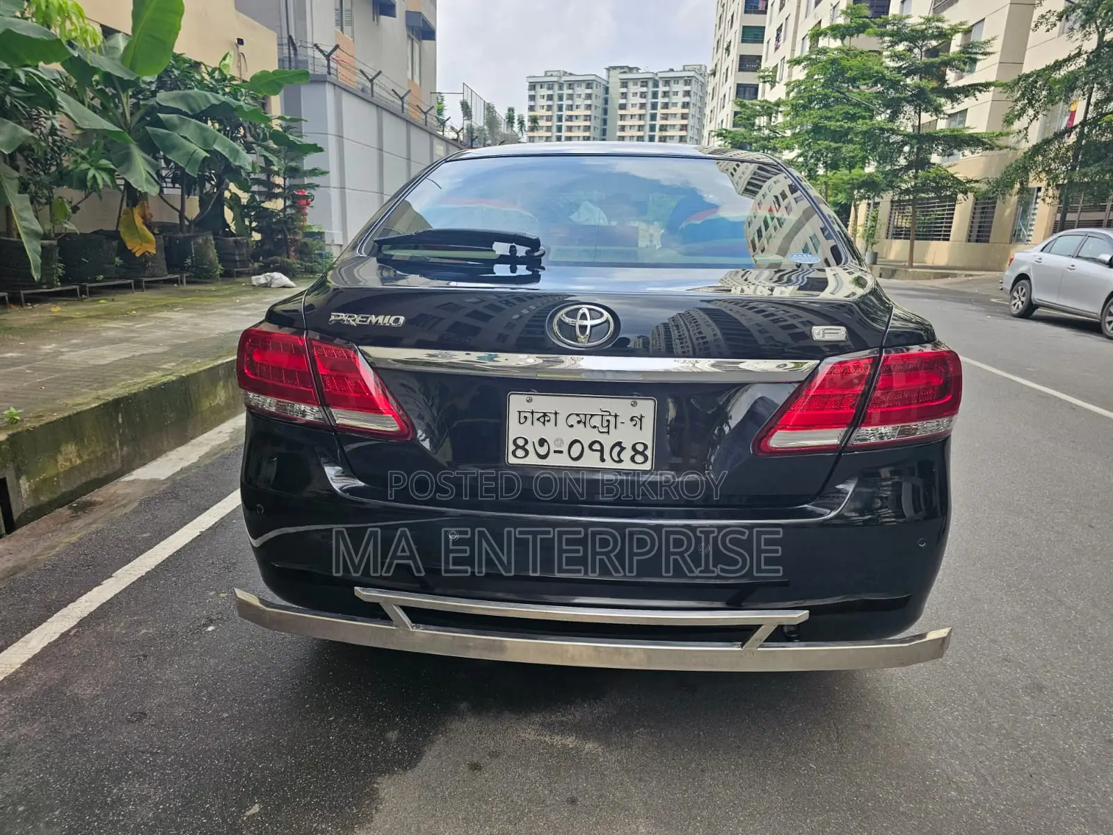 Toyota Premio 2016 Black