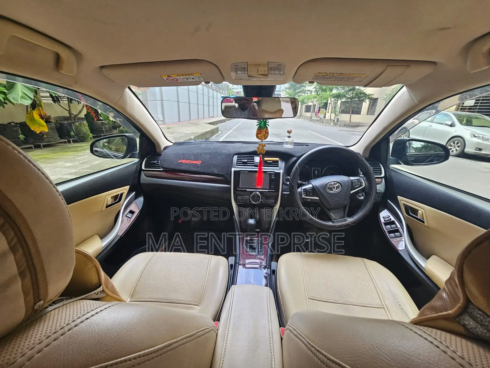 Toyota Premio 2016 Black
