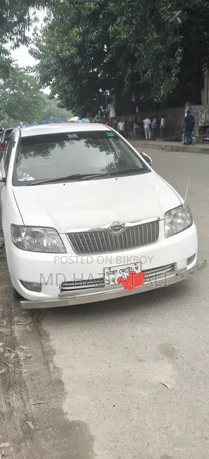 Toyota Corolla 2004 White
