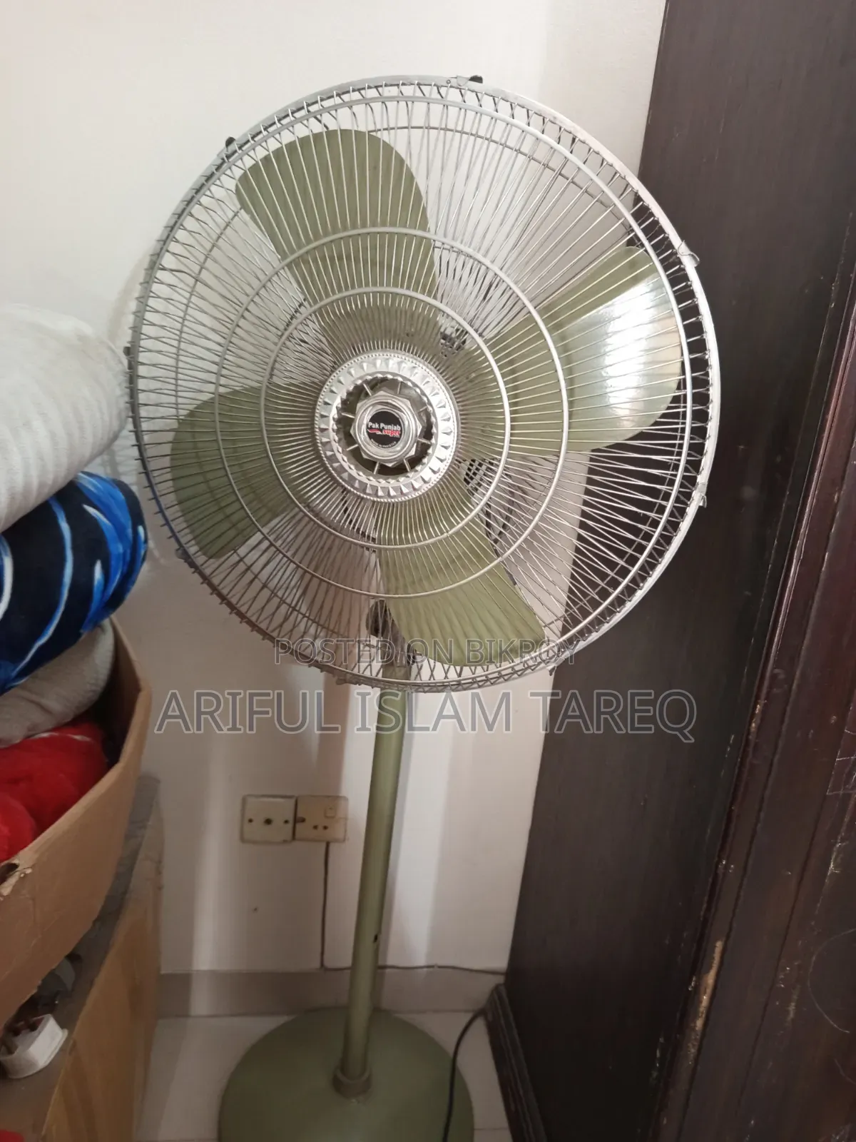 স্ট্যান্ড ফ্যান পাকিস্তানি