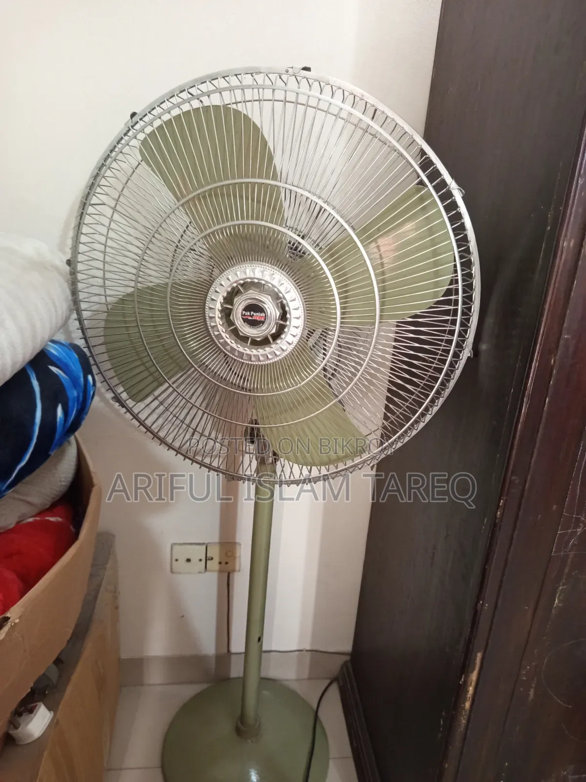 স্ট্যান্ড ফ্যান পাকিস্তানি