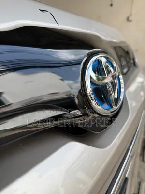 Toyota Noah 2022 Silver