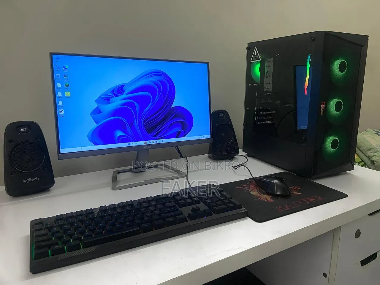 Desktop Computer 8GB AMD Ryzen SSD 512GB