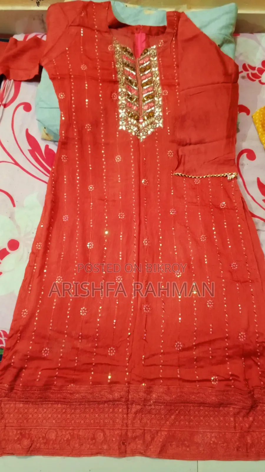 ইন্ডিয়ান পার্টি থ্রি পিস
