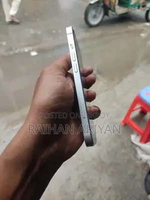Apple iPhone 13 128 GB White