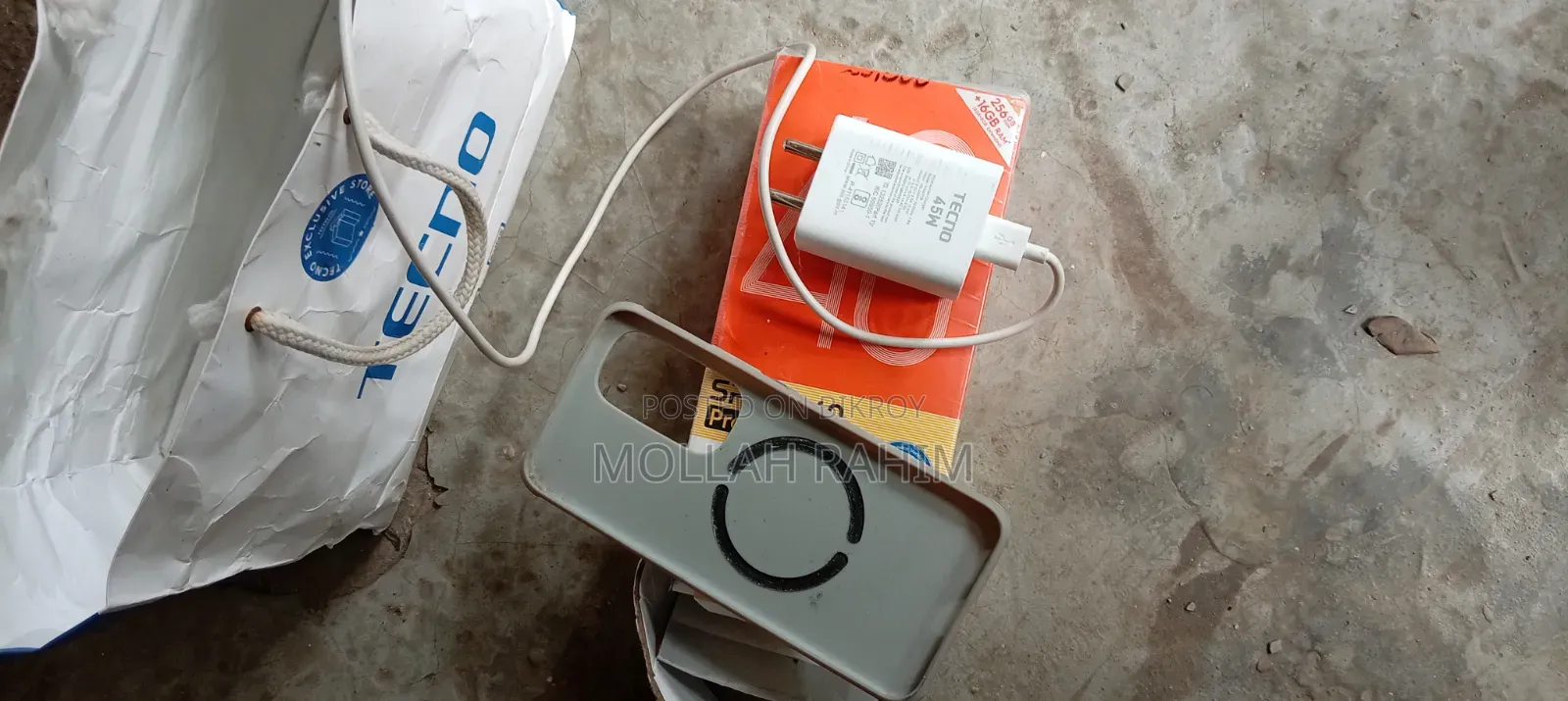 টেকনো স্পার্ক ৪০ প্রো ২৫৬ জিবি