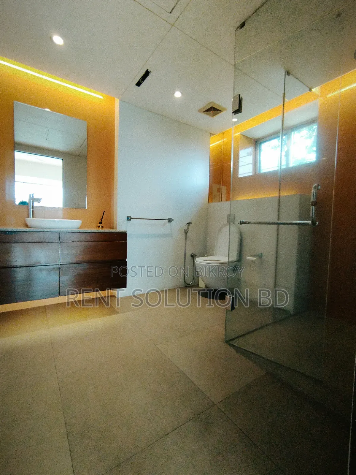 4 Bedroom Apartment in Gulshan for rent