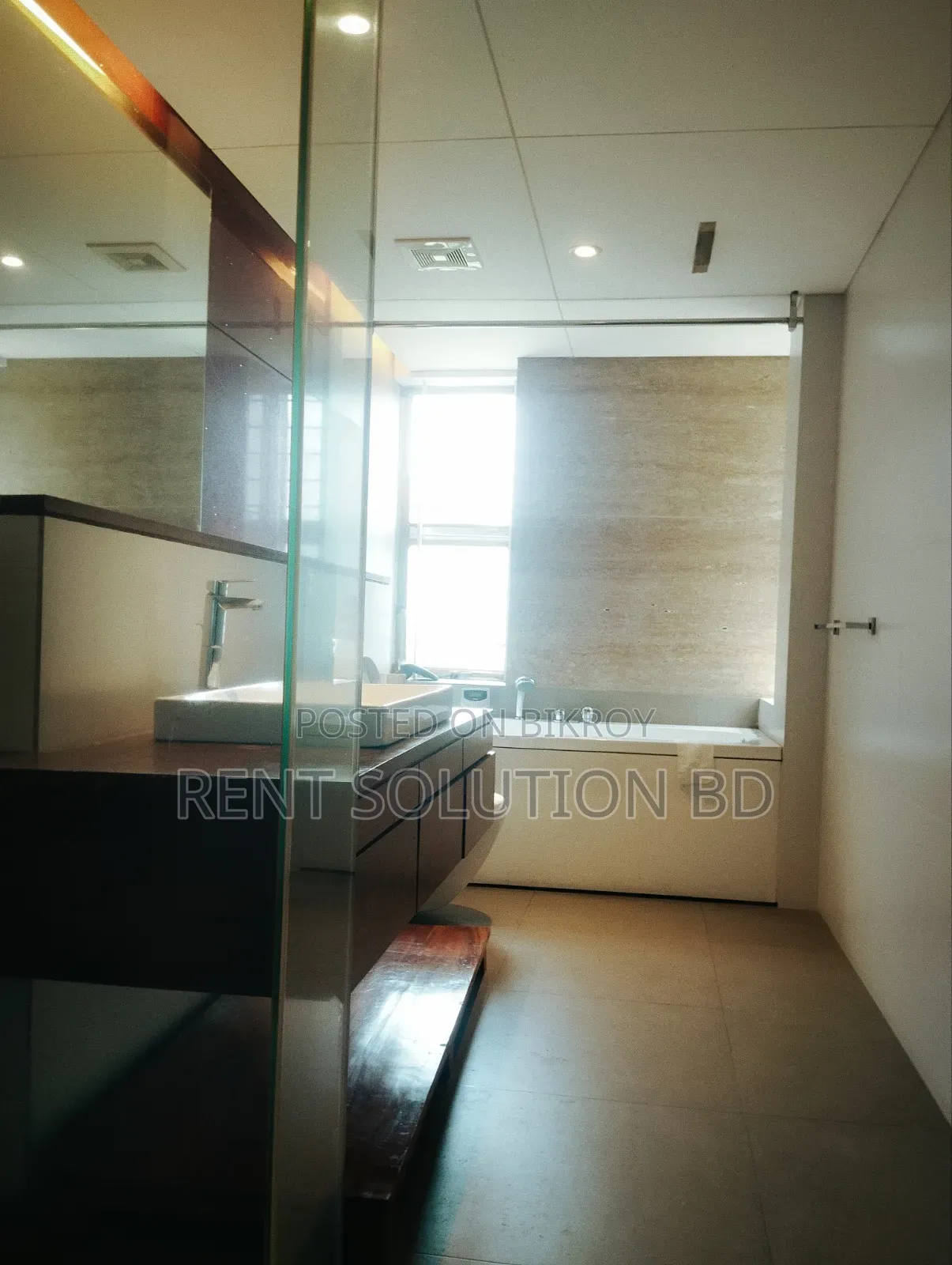 4 Bedroom Apartment in Gulshan for rent