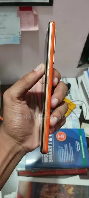iQOO 256 GB Orange