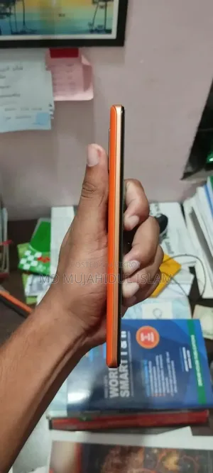 iQOO 256 GB Orange