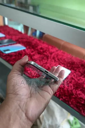 iQOO Z10x 256 GB Silver