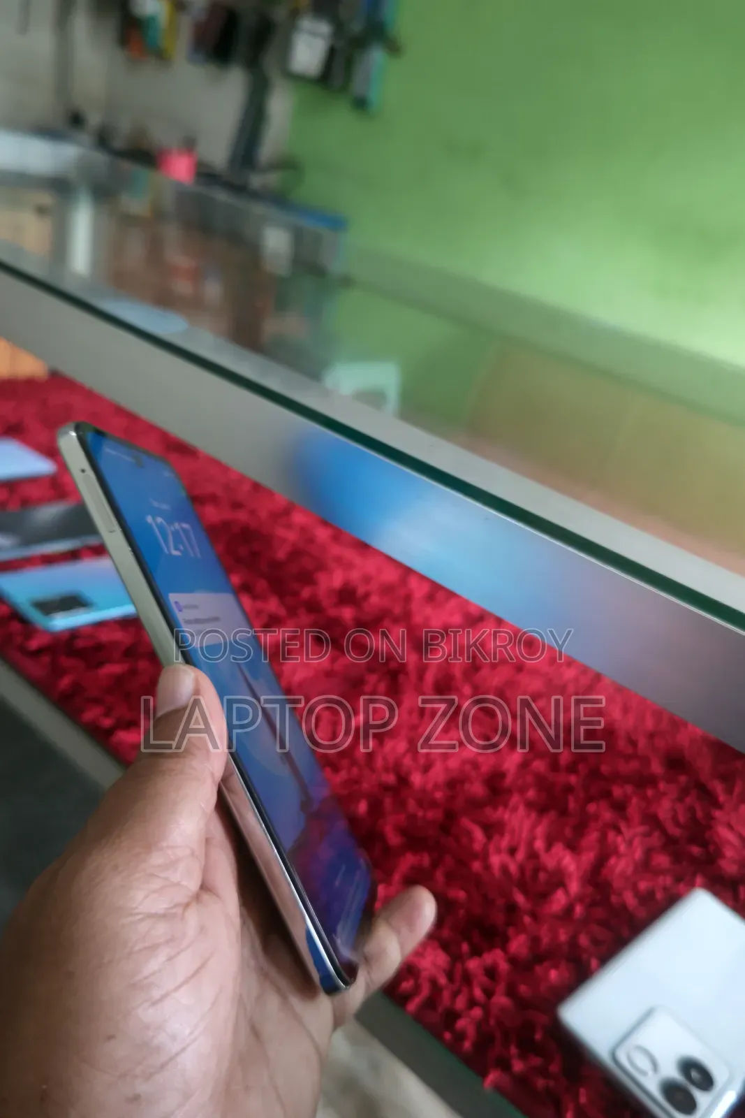 iQOO Z10x 256 GB Silver