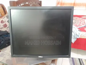 Monitor - Dell Full Fresh 19-Inch Square Monitor