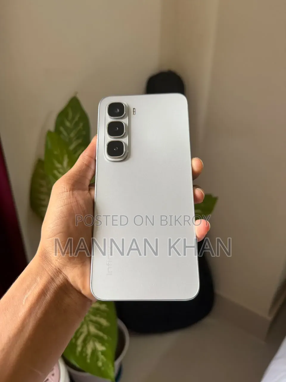 Infinix Hot 60i 256 GB White
