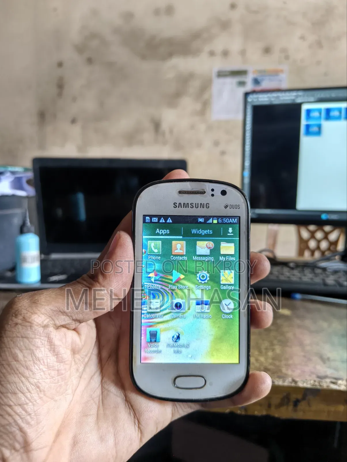 Samsung 4 GB White