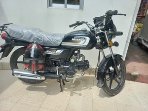 নতুন রানার এডি৮০এস-ডিলাক্স ২০২৫ ব্ল্যাক