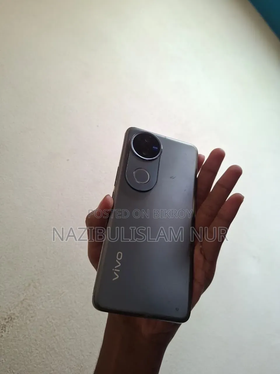Vivo V50 256 GB Gray