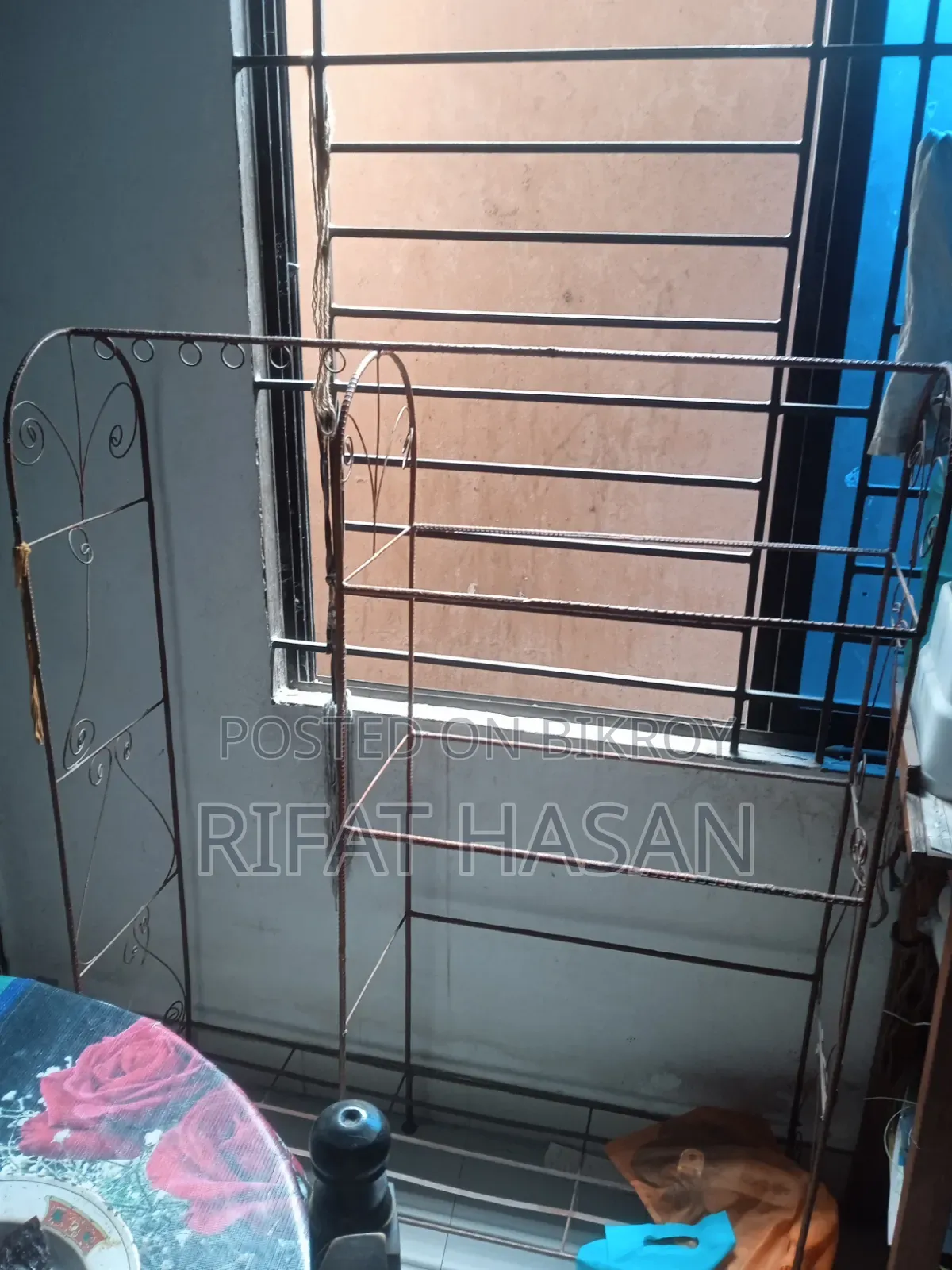 Iron Clothing Rack (Alna)