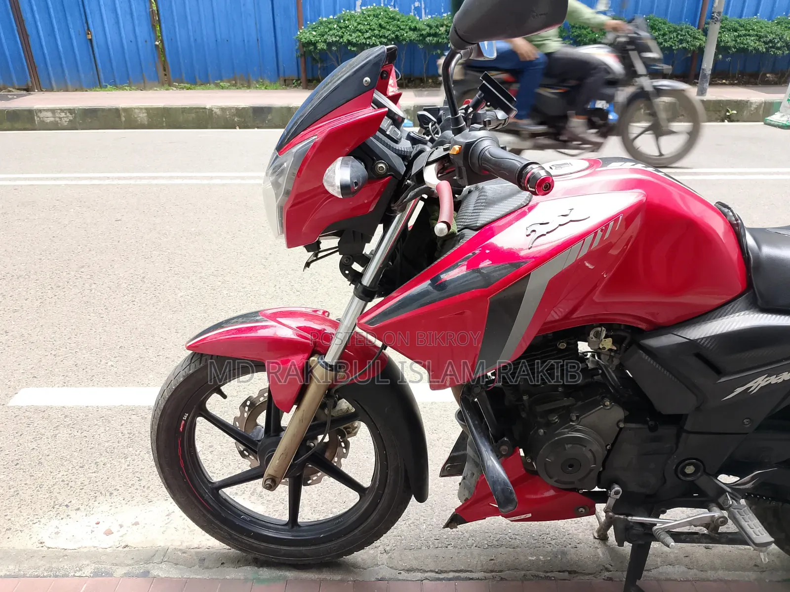 TVS Apache RTR 160 2V 2021 Red