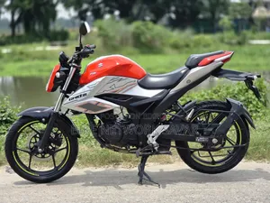 সুজুকি জিক্সার ২০২৪ অরেঞ্জ