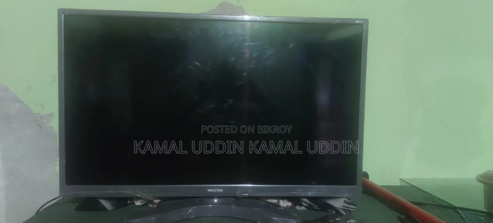 32 Inch Smart TV for Sale in Flawless Condition