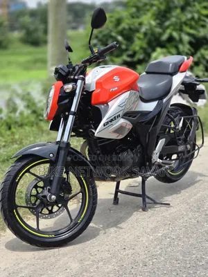 Suzuki Gixxer 2024 Orange